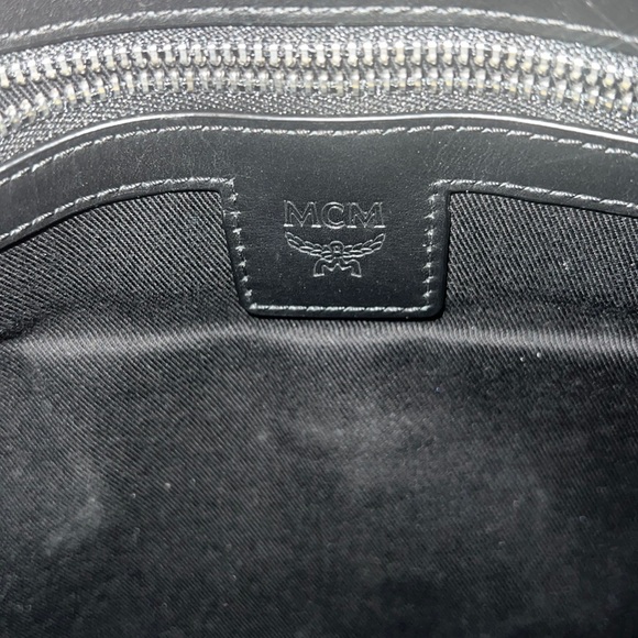 MCM Visetos Original Pouch - Picture 4 of 4